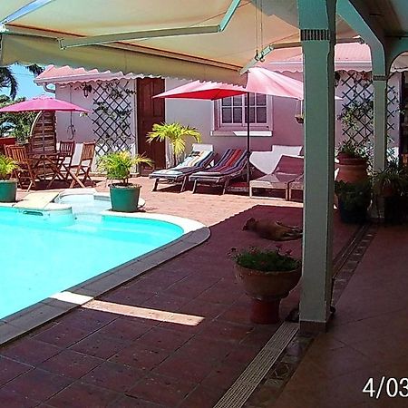 Agreable Chambre D'Hotes, Sdb, Piscine, Carbet Cuisine. サン・クロード エクステリア 写真