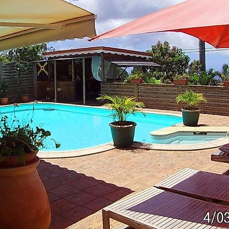 Agreable Chambre D'Hotes, Sdb, Piscine, Carbet Cuisine. サン・クロード エクステリア 写真