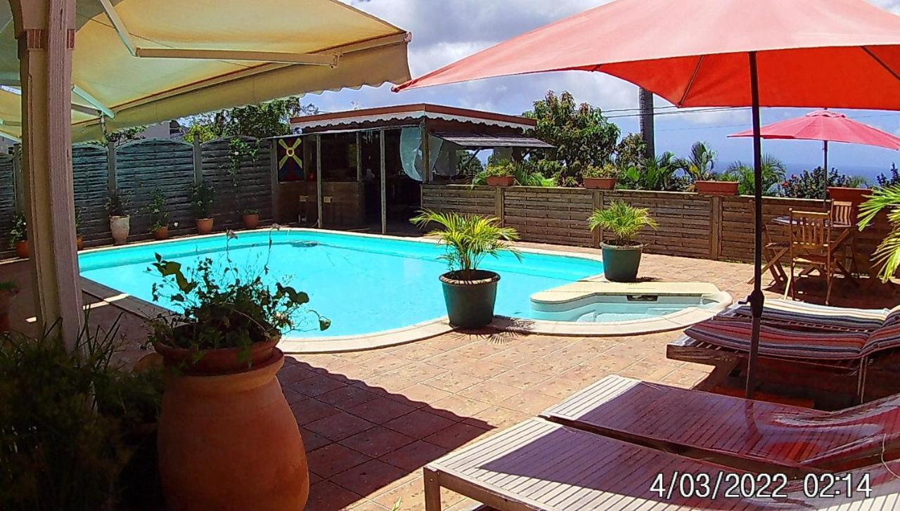 Agreable Chambre D'Hotes, Sdb, Piscine, Carbet Cuisine. サン・クロード エクステリア 写真