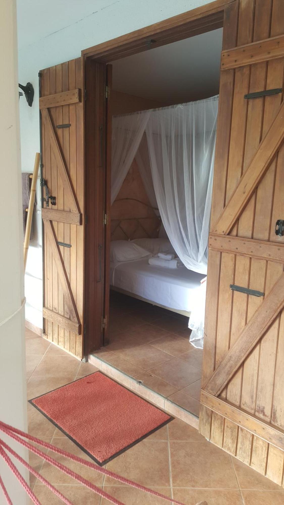 Agreable Chambre D'Hotes, Sdb, Piscine, Carbet Cuisine. サン・クロード エクステリア 写真